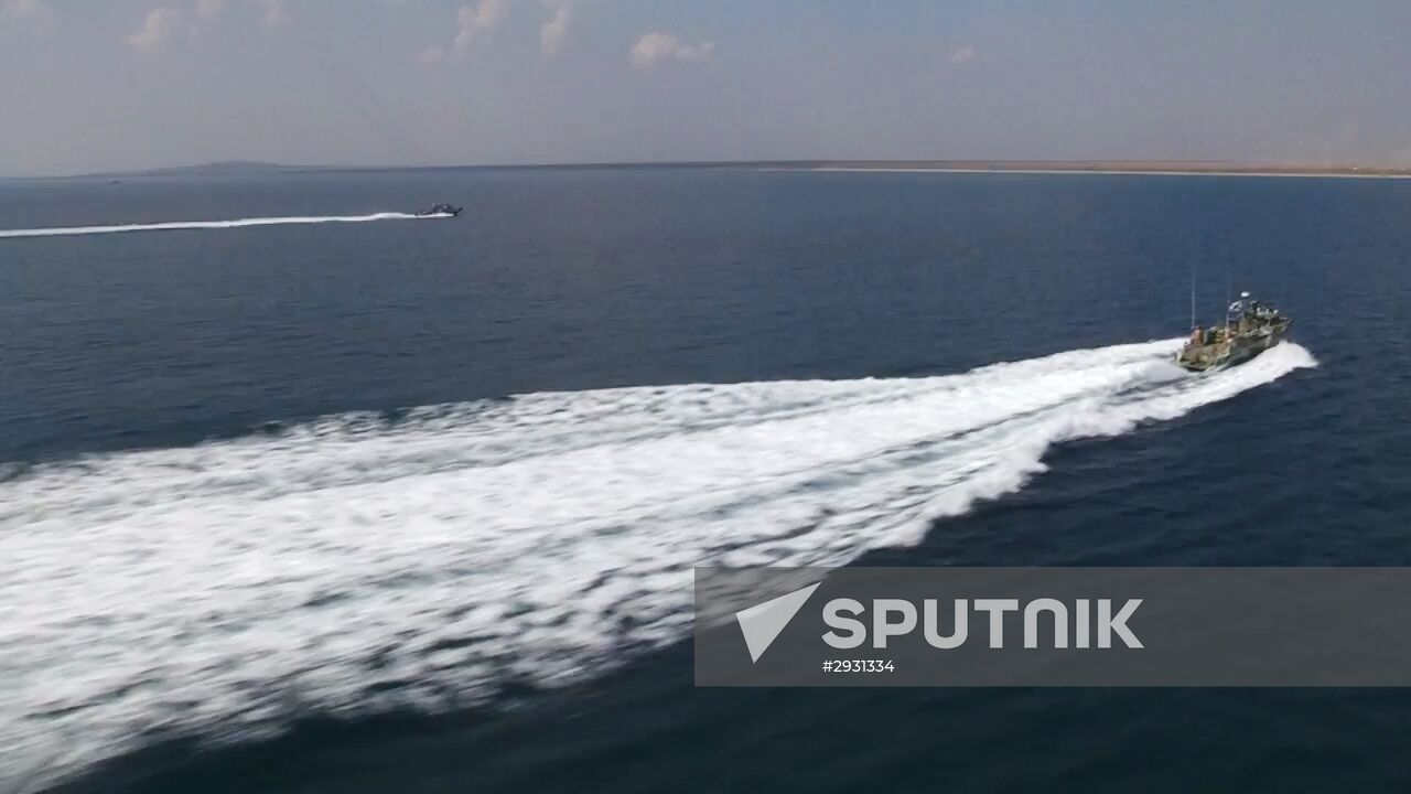 Black Sea Navy Fleet and the Caspian Flotilla took part in "Kavkaz-2016" strategic troops exercise