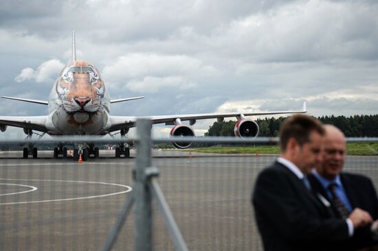 Unveiling of Boeing 747-400 tiger livery