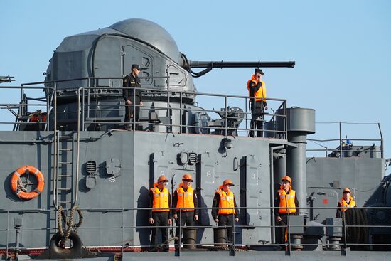 The Minsk large landing craft arrives in Baltiysk