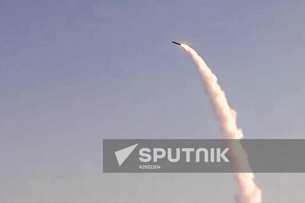 Caspian Flotilla ships launch Kalibr missiles at Kavkaz-2016 exercise