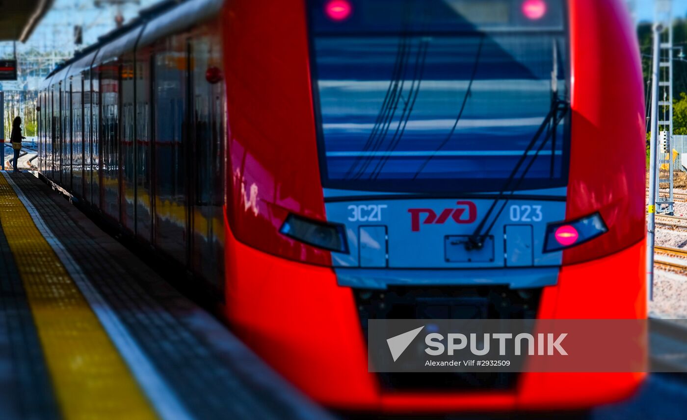 Preparations for opening of Moscow Central Circle