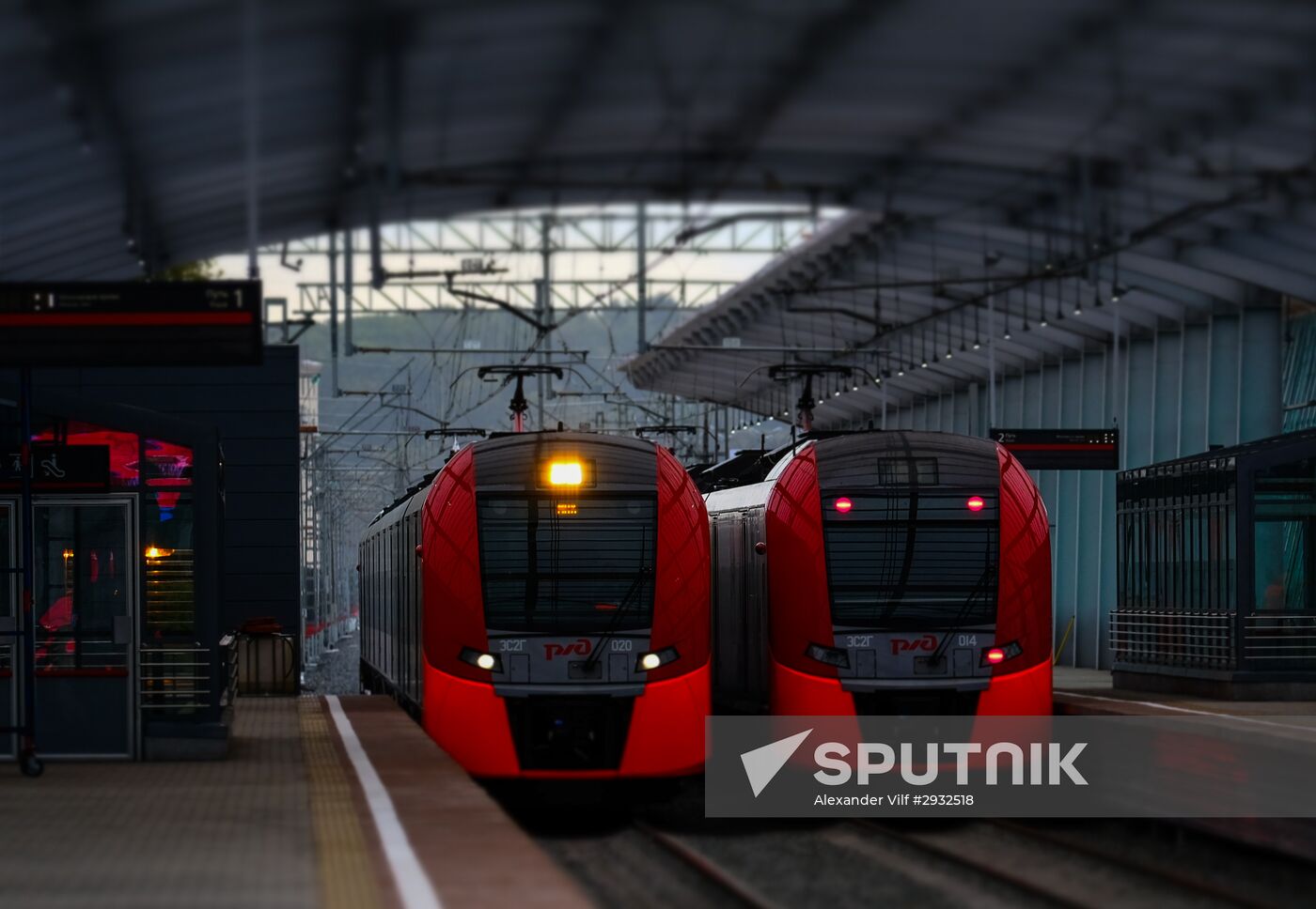 Preparations for opening of Moscow Central Circle