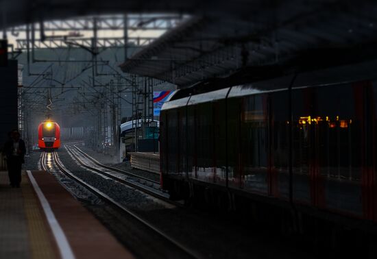 Preparations for opening of Moscow Central Circle
