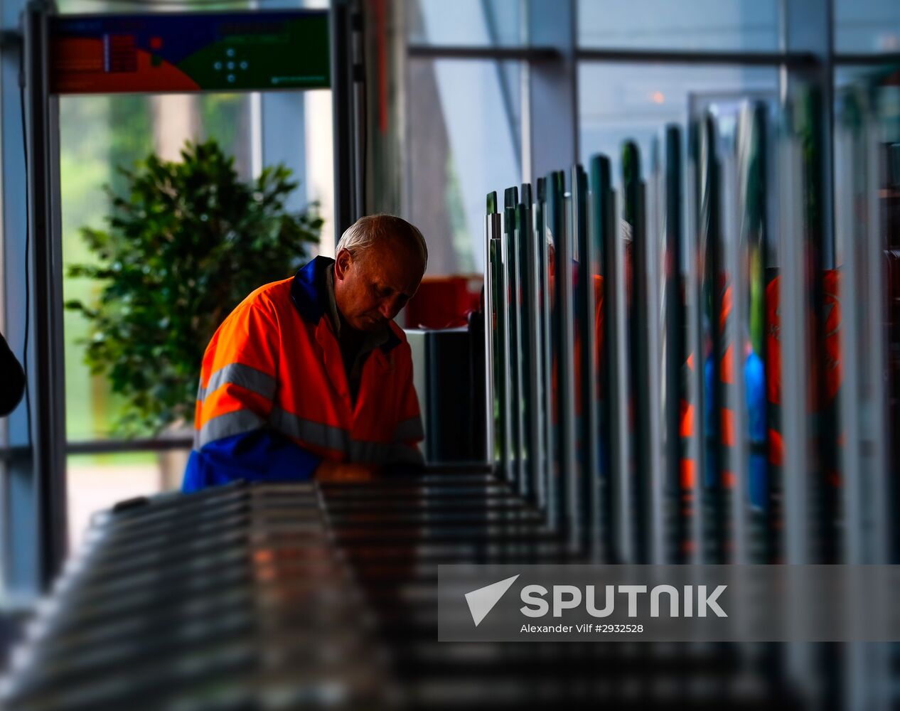 Preparations for opening of Moscow Central Circle