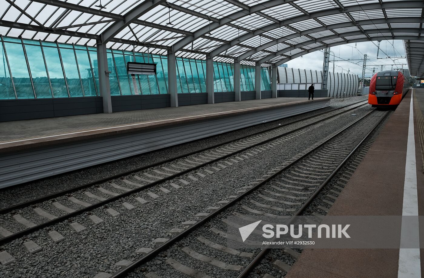 Preparations for opening of Moscow Central Circle