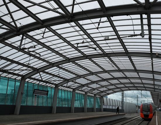 Preparations for opening of Moscow Central Circle