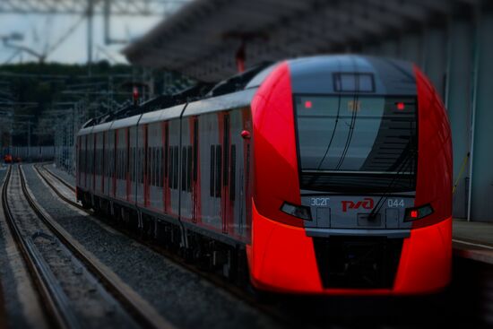 Preparations for opening of Moscow Central Circle