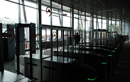 Preparations for opening of Moscow Central Circle