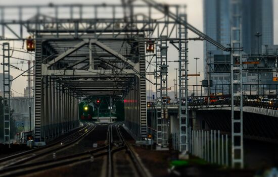 Preparations for opening of Moscow Central Circle