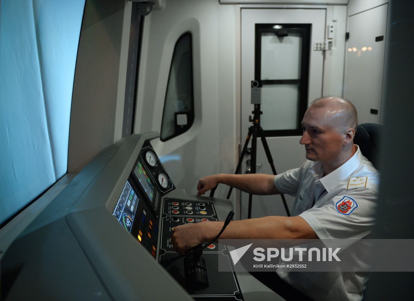 New Moscow metro train Moskva presented