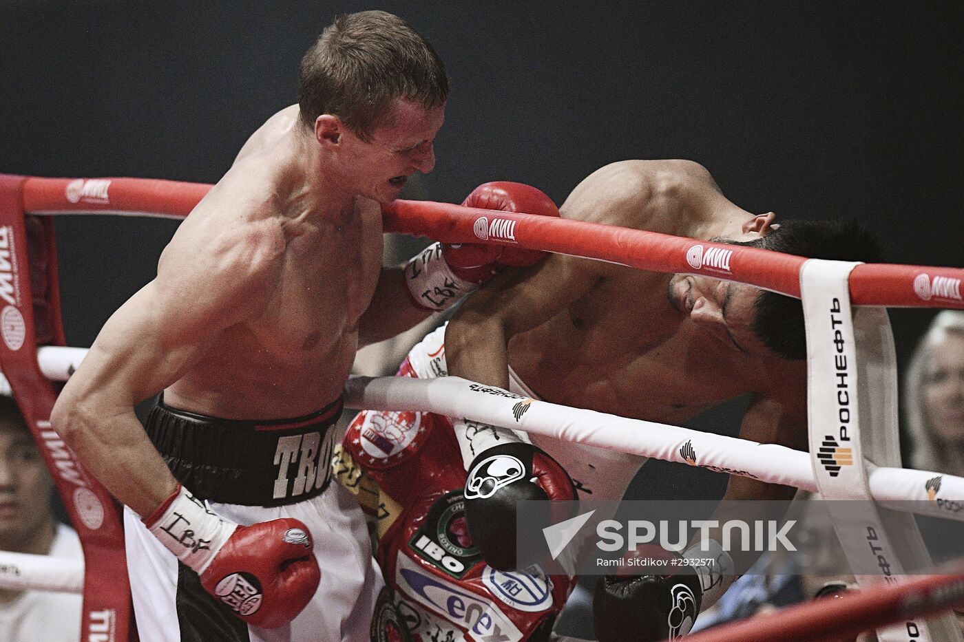 Boxing. Eduard Troyanovsky vs. Keita Obara