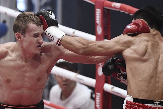 Boxing. Eduard Troyanovsky vs. Keita Obara