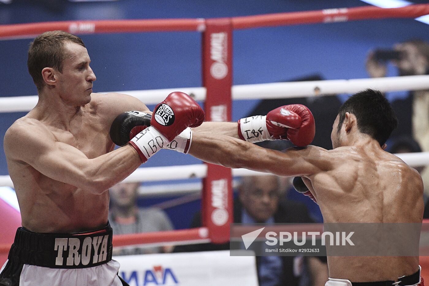 Boxing. Eduard Troyanovsky vs. Keita Obara