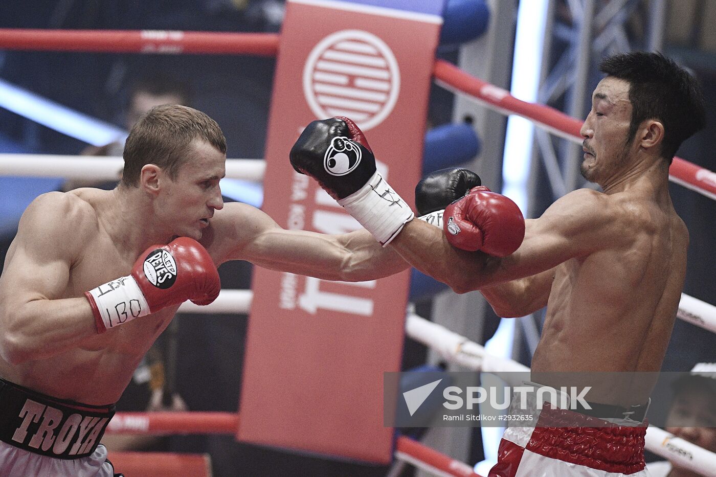 Boxing. Eduard Troyanovsky vs. Keita Obara