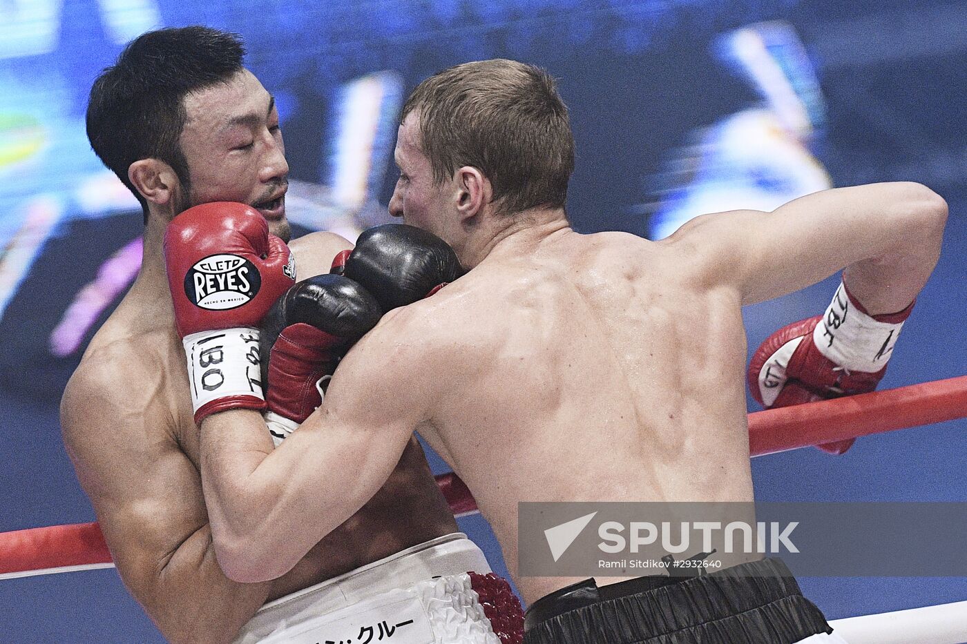 Boxing. Eduard Troyanovsky vs. Keita Obara