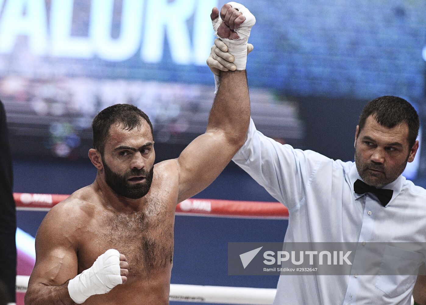 Boxing. Eduard Troyanovsky vs. Keita Obara