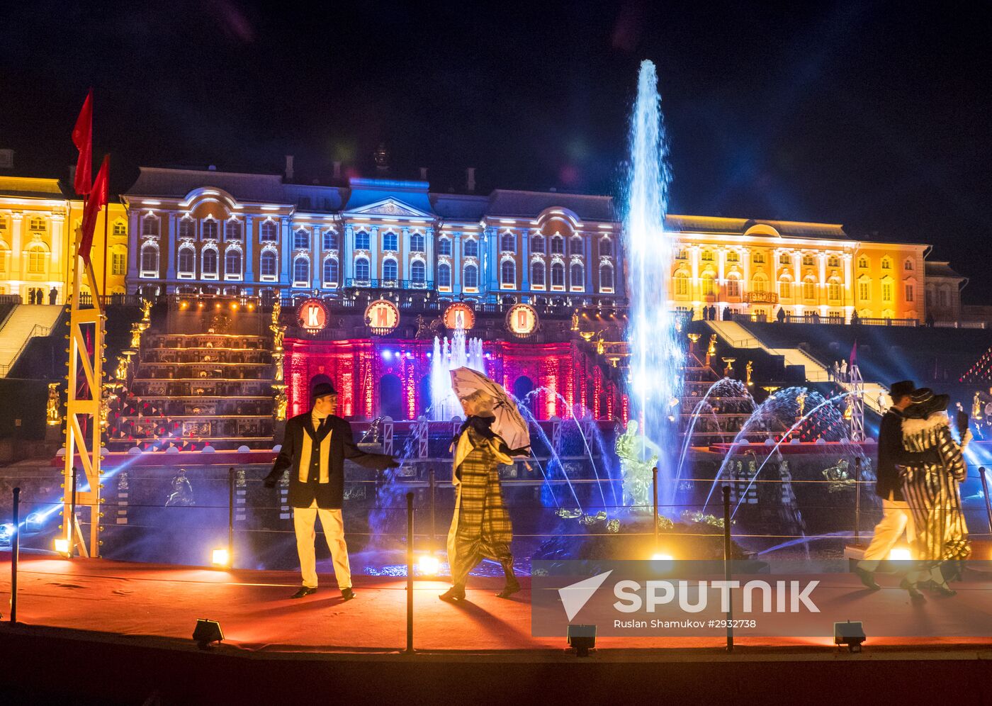 Fountain festival in St. Petersburg