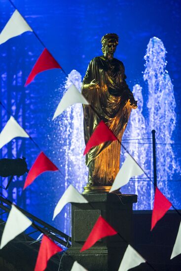 Fountain festival in St. Petersburg