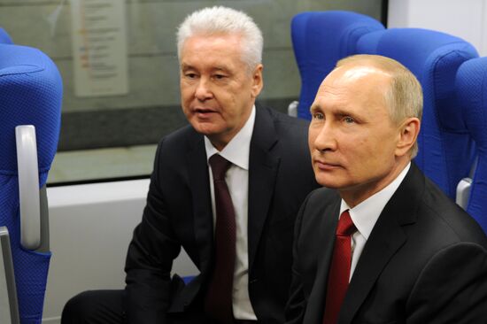 President Vladimir Putin takes part in Moscow Central Ring's commissioning ceremony on Moscow City Day