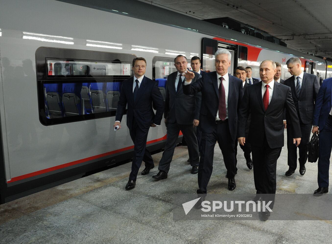 President Vladimir Putin takes part in Moscow Central Ring's commissioning ceremony on Moscow City Day