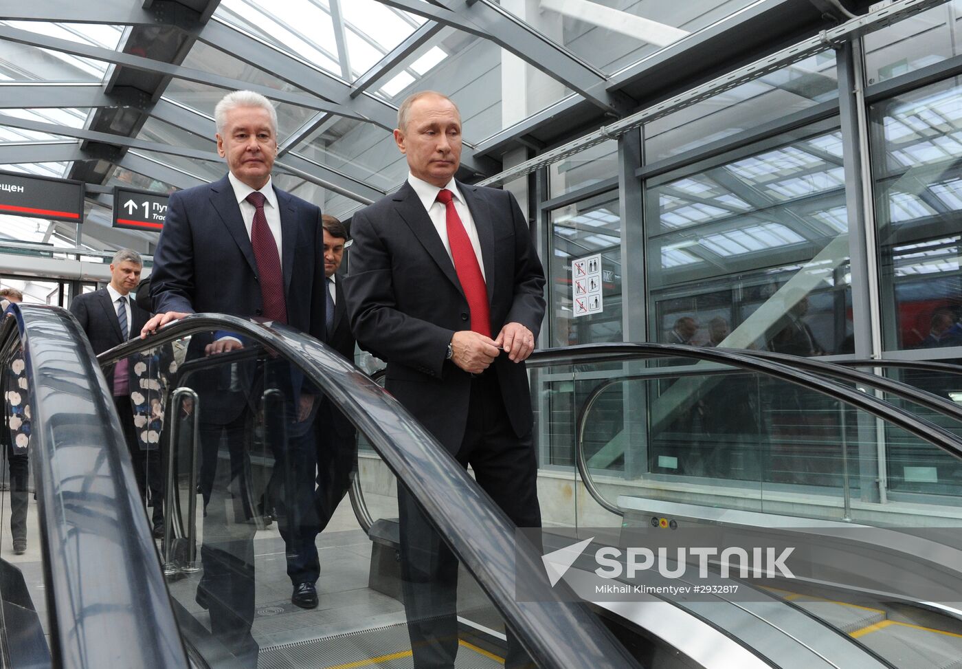 President Vladimir Putin takes part in Moscow Central Ring's commissioning ceremony on Moscow City Day