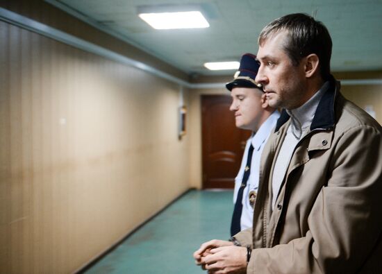 Moscow Presnensky Court examines investigators' motion on Dmitry Zakharchenko's arrest