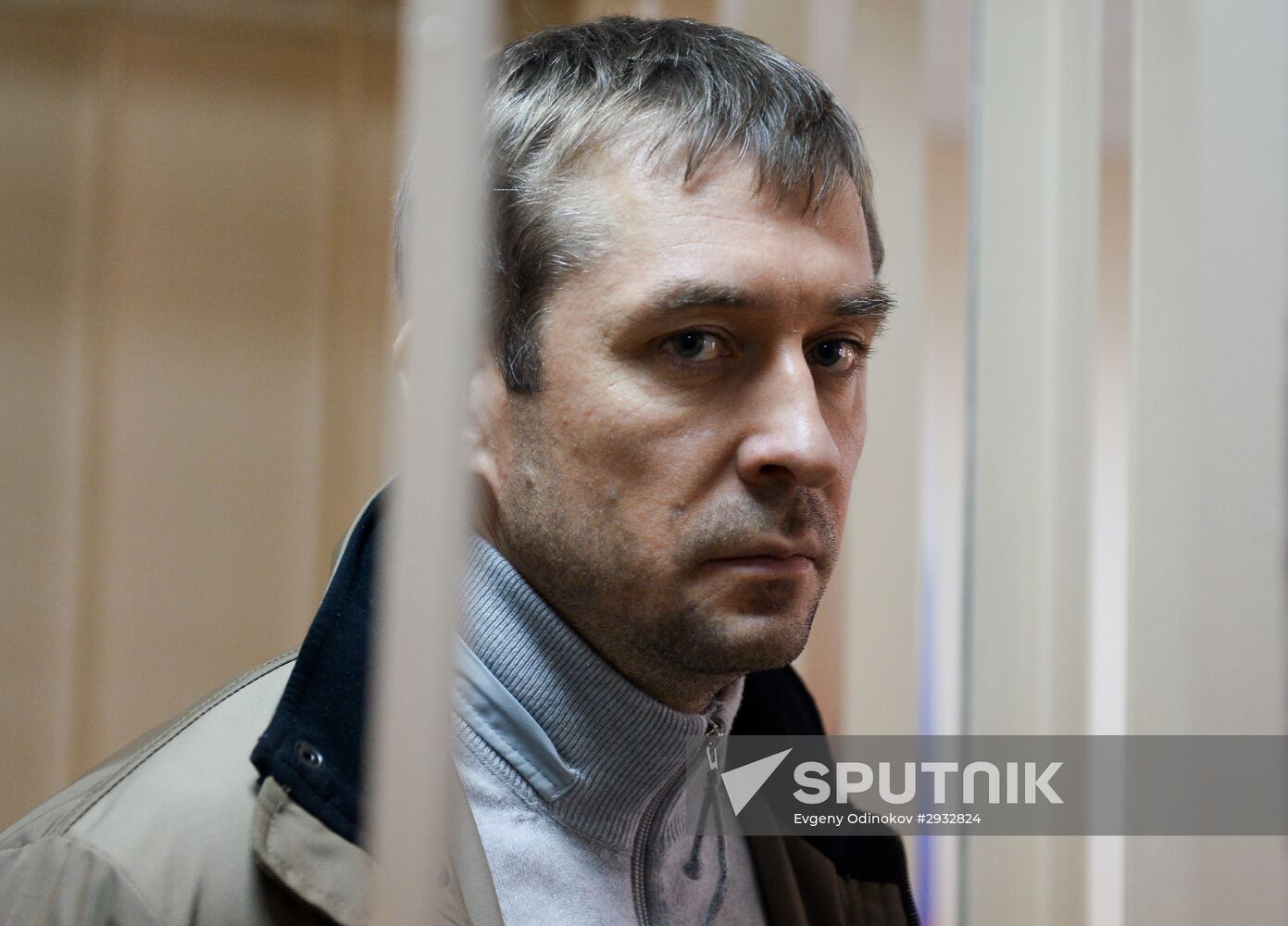 Moscow Presnensky Court examines investigators' motion on Dmitry Zakharchenko's arrest