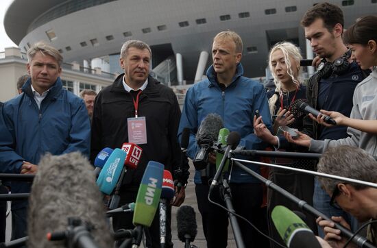 FIFA inspection committee visits Zentit Arena construction site