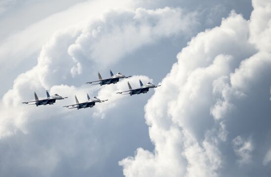 Army 2016 International military and technical forum. Day Five