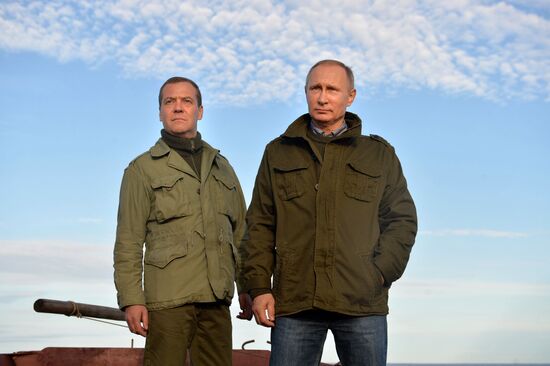 President Putin, Prime Minsiter Medvedev visit Lipno island in Novgorod Region