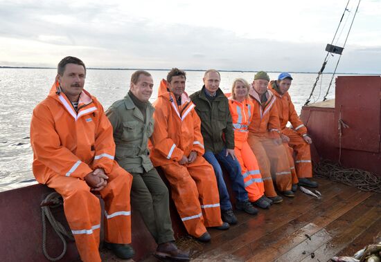President Putin, Prime Minsiter Medvedev visit Lipno island in Novgorod Region