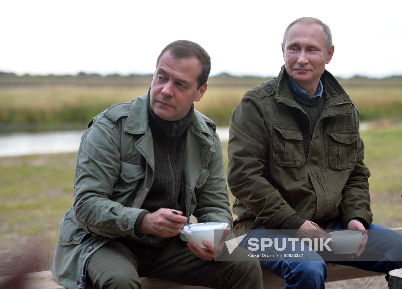 President Putin, Prime Minsiter Medvedev visit Lipno island in Novgorod Region