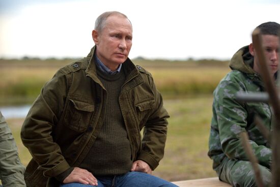 President Putin, Prime Minsiter Medvedev visit Lipno island in Novgorod Region