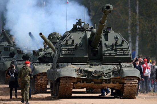 Army 2016 International military and technical forum. Day Five