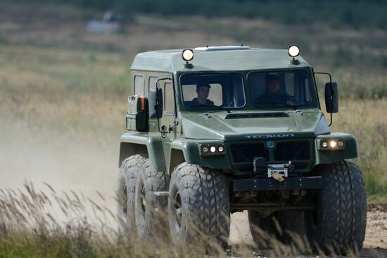 Army 2016 International military and technical forum. Day Five