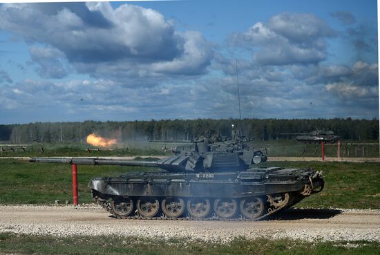 Army 2016 International military and technical forum. Day Five