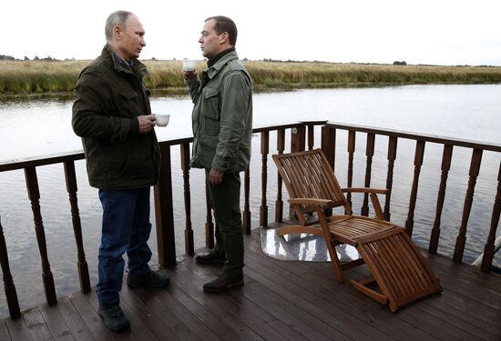 President Putin, Prime Minsiter Medvedev visit Lipno island in Novgorod Region