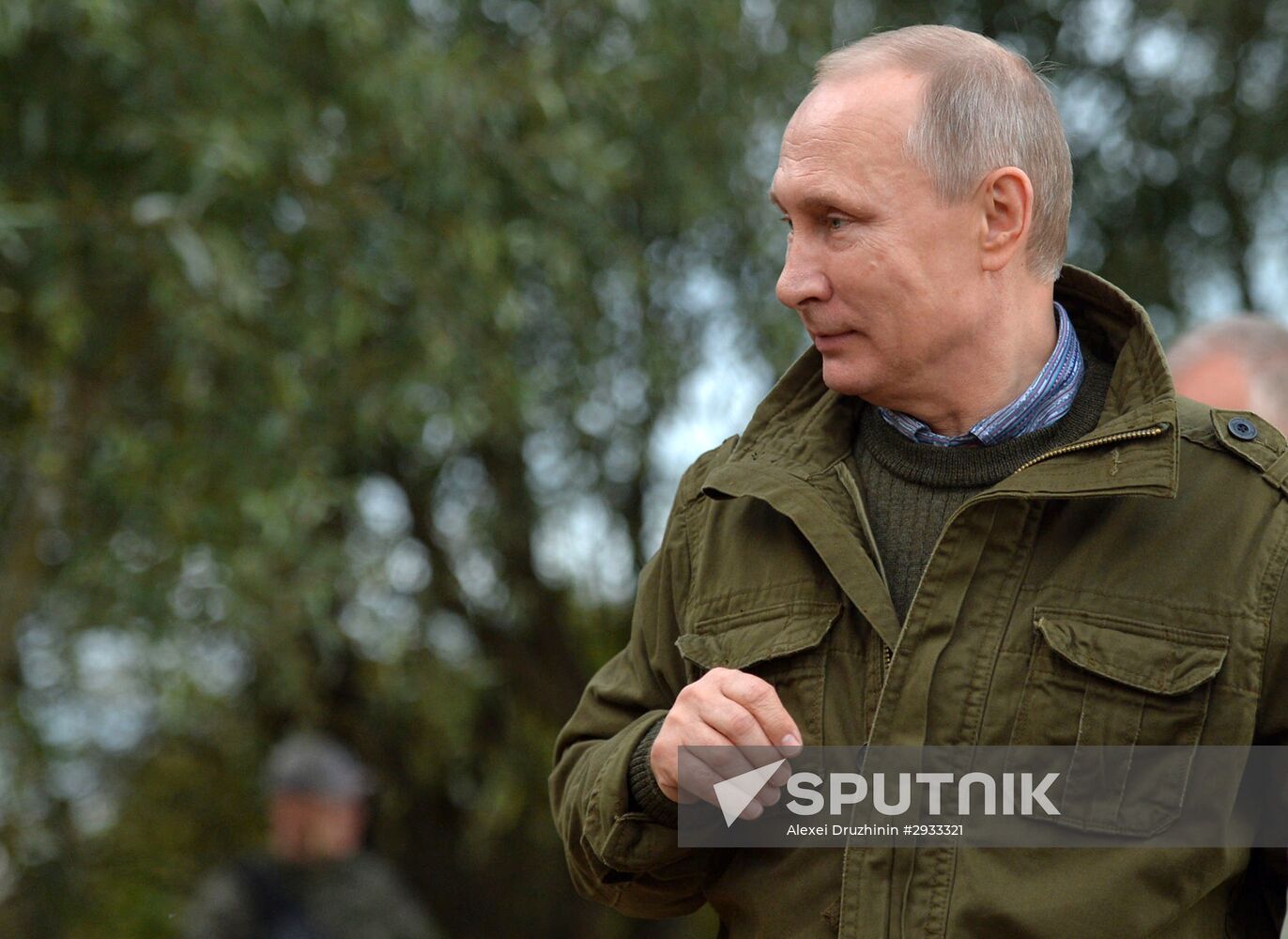 President Putin, Prime Minsiter Medvedev visit Lipno island in Novgorod Region