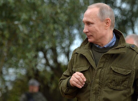 President Putin, Prime Minsiter Medvedev visit Lipno island in Novgorod Region