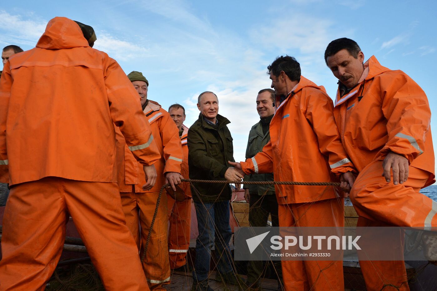 President Putin, Prime Minsiter Medvedev visit Lipno island in Novgorod Region