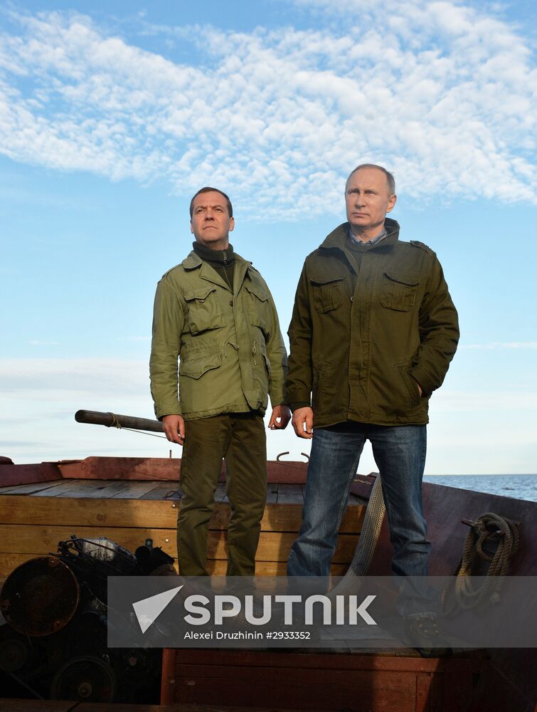 President Putin, Prime Minsiter Medvedev visit Lipno island in Novgorod Region