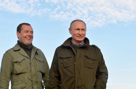 President Putin, Prime Minsiter Medvedev visit Lipno island in Novgorod Region