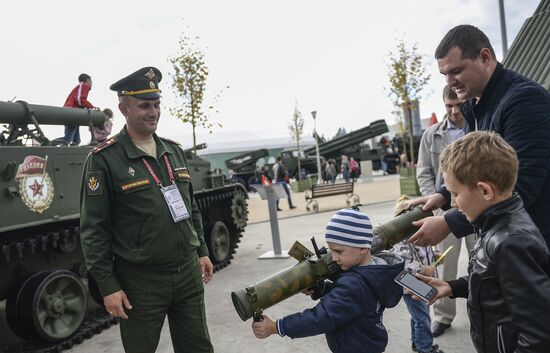 Army 2016 International military and technical forum. Day Five
