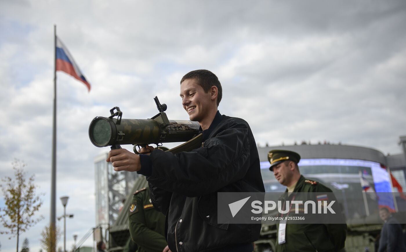 Army 2016 International military and technical forum. Day Five