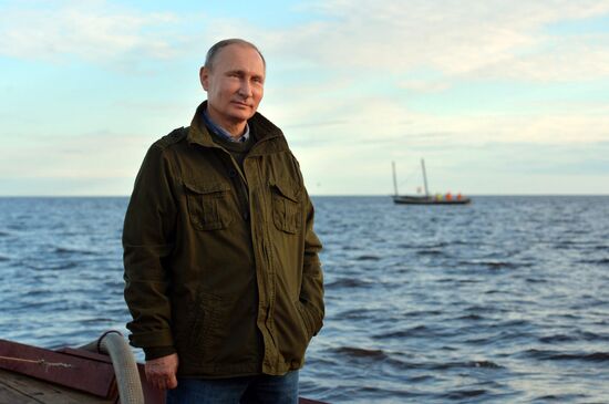 President Putin, Prime Minsiter Medvedev visit Lipno island in Novgorod Region
