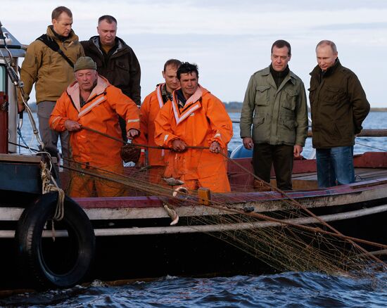 President Putin, Prime Minsiter Medvedev visit Lipno island in Novgorod Region