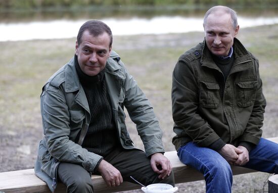 President Putin, Prime Minsiter Medvedev visit Lipno island in Novgorod Region