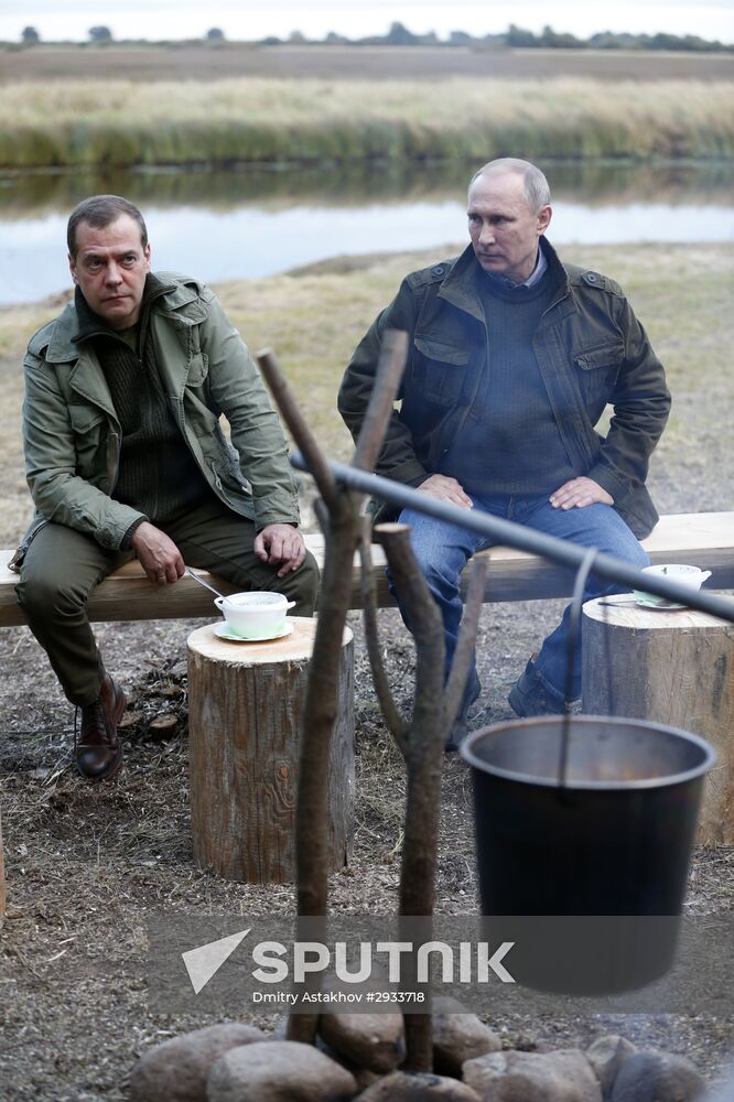 President Putin, Prime Minsiter Medvedev visit Lipno island in Novgorod Region