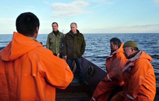 President Putin, Prime Minsiter Medvedev visit Lipno island in Novgorod Region