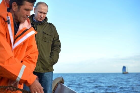 President Putin, Prime Minsiter Medvedev visit Lipno island in Novgorod Region